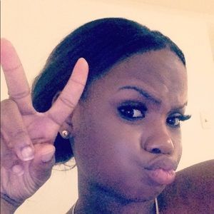 Meet your Posher, Erica